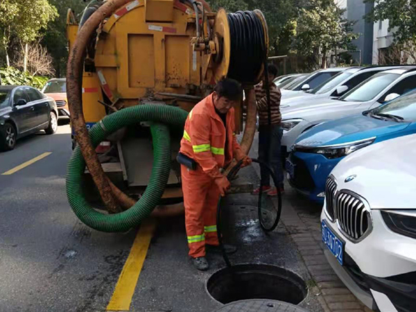 西秀排污管道清淤